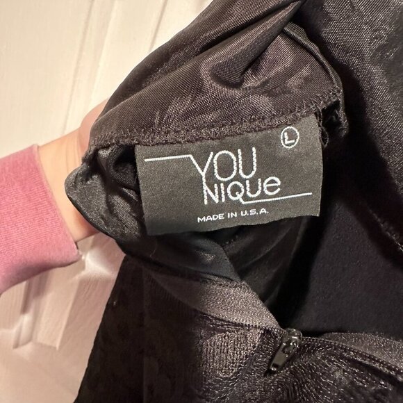 Younique Lace Black Skirt - Size Large - Picture 4 of 4